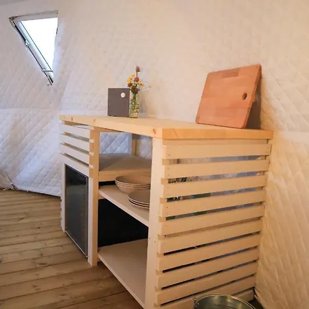 Enjoy Lofoten Glamping خيمة فخمة ستامسوند